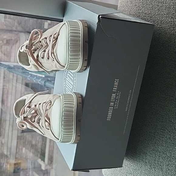 Palladium mens low top shoes - Picture 3 of 6